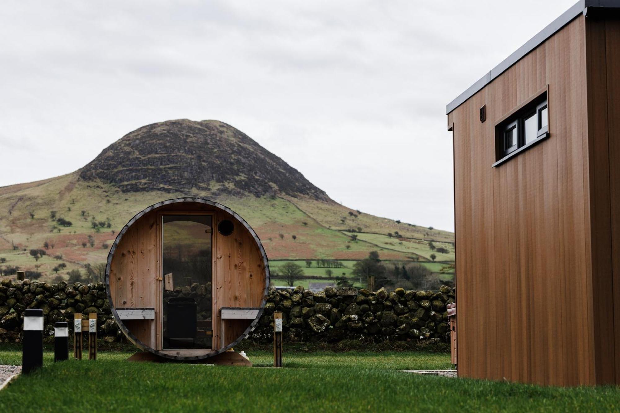 Slemish Hideaway - Funky Pheasant Villa Broughshane Bagian luar foto